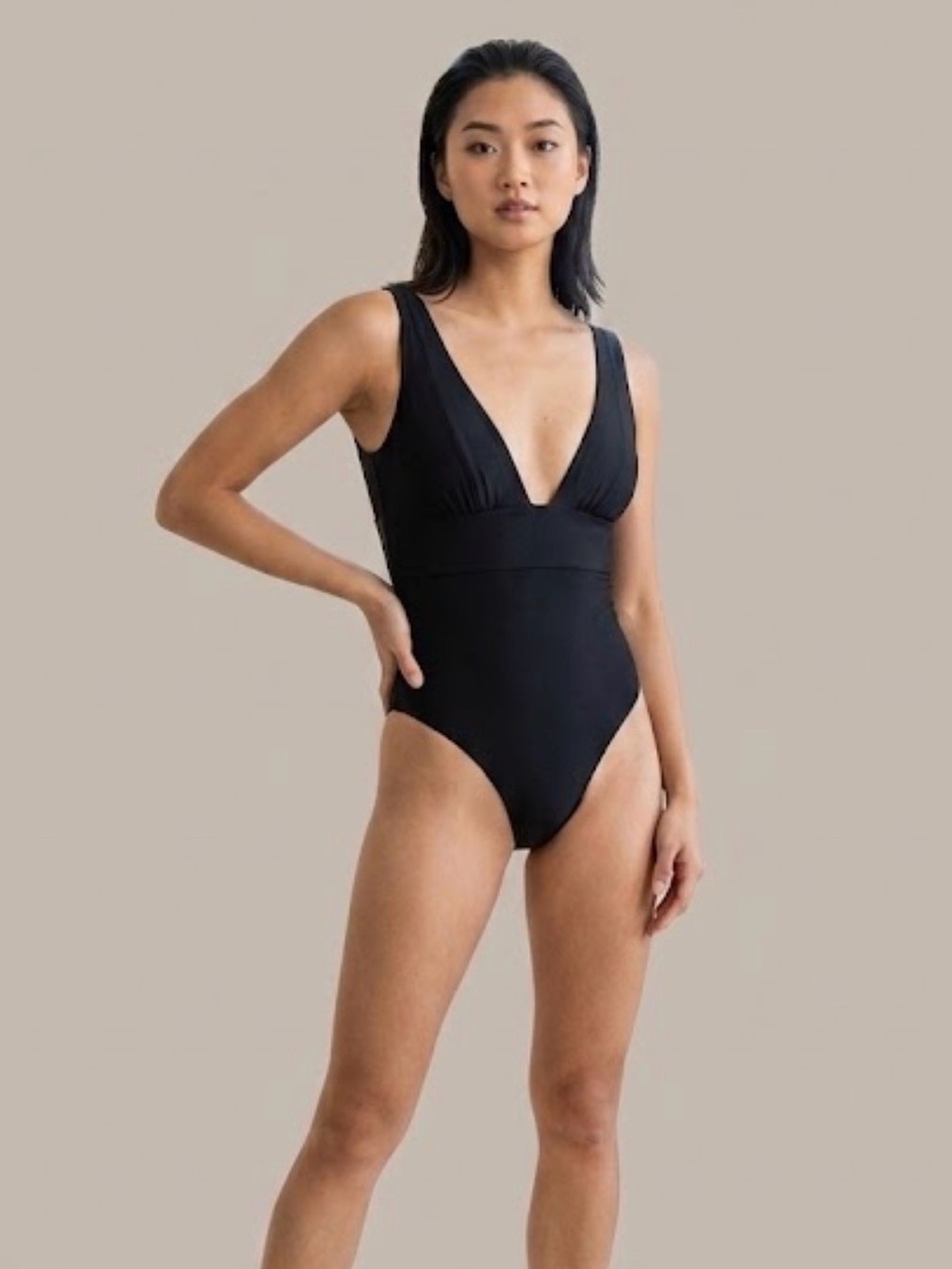 Quince Italian Plunge One Piece Swimsuit Black Size Large NWT